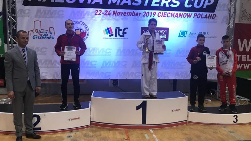 Combat Sports Academy wywalczył  1 złoty i 8 brązowych medali