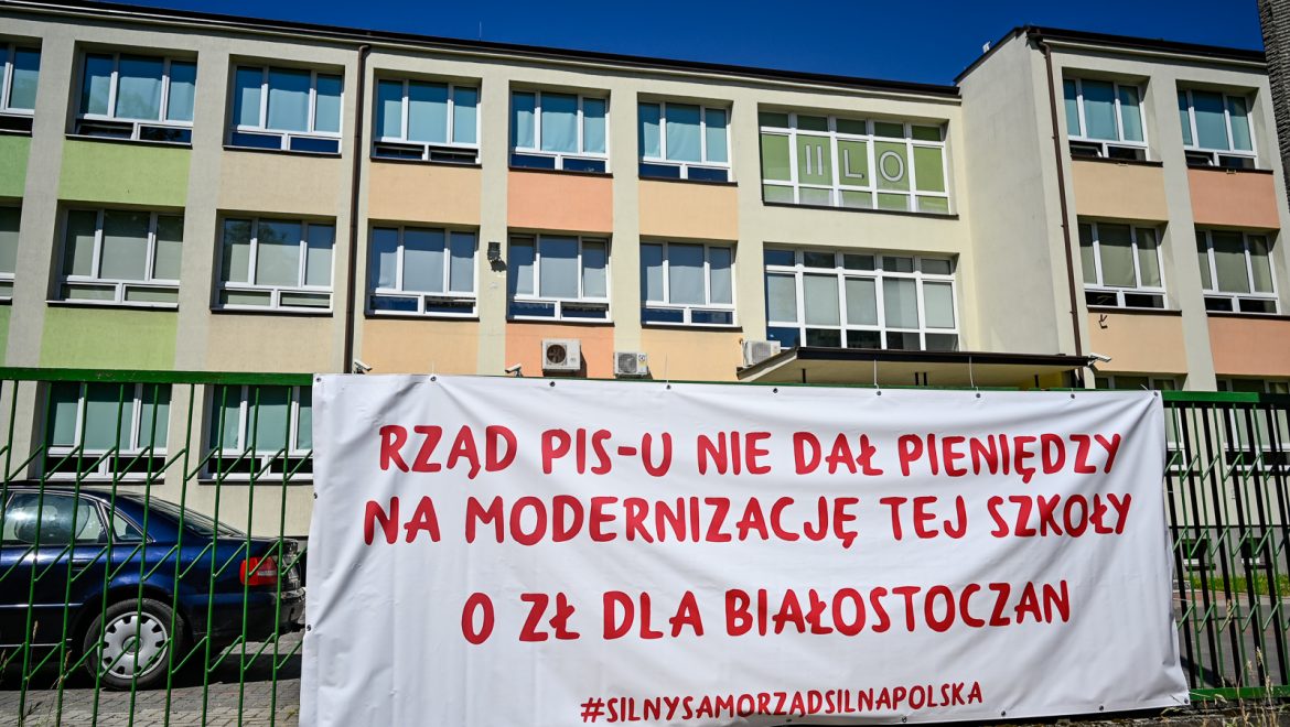 Brak rządowego wsparcia dla białostockich szkół