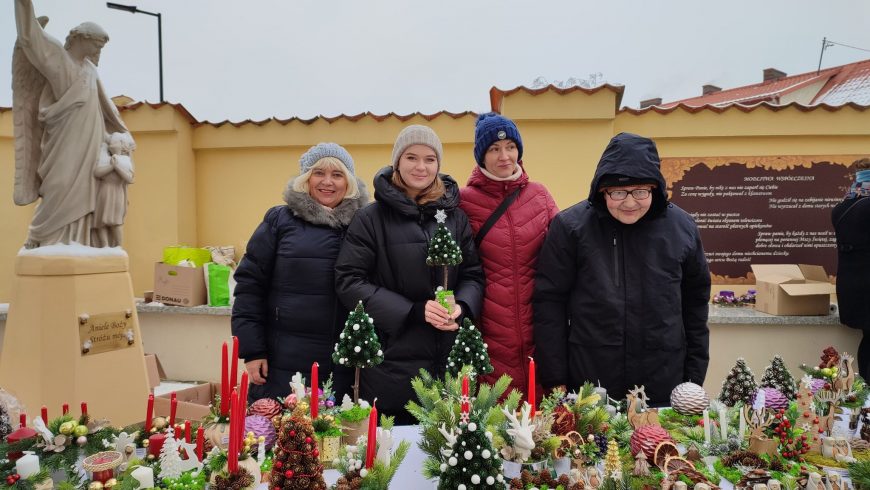 Kiermasz ozdób świątecznych DPS w Choroszczy